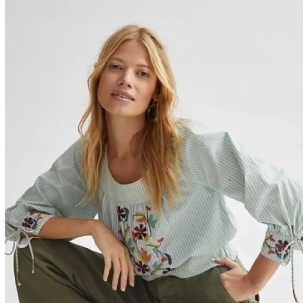 ANTHROPOLOGIE Beaded Puff-Sleeved Blouse size M